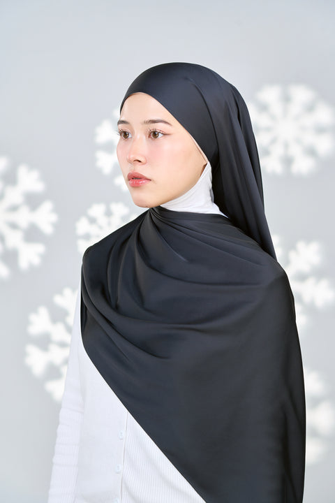 Inaya Satin Hijab - Onyx
