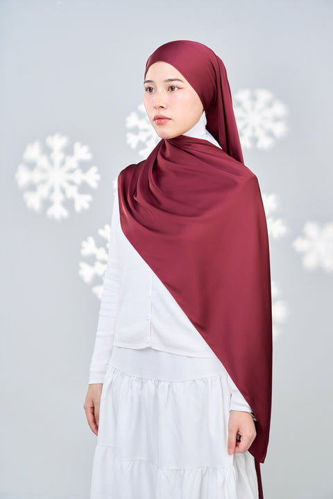 Inaya Satin Hijab - Zinfandel