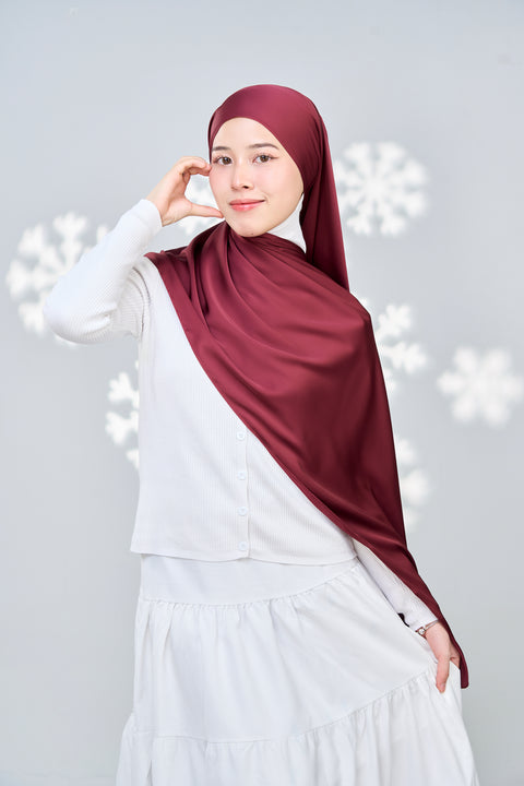 Inaya Satin Hijab - Zinfandel