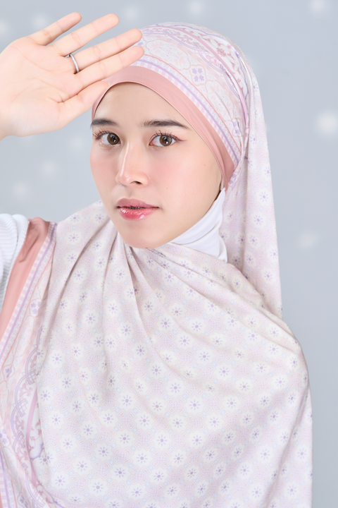 Sophia Satin Hijab - Modern Ivory