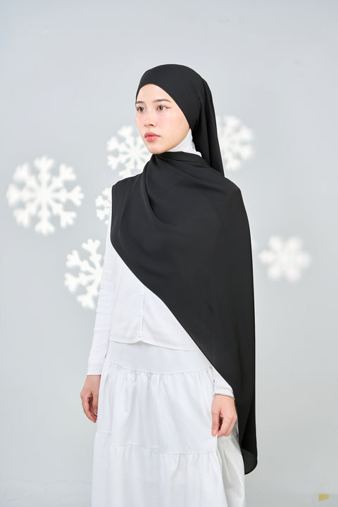 The Ordinary : Black