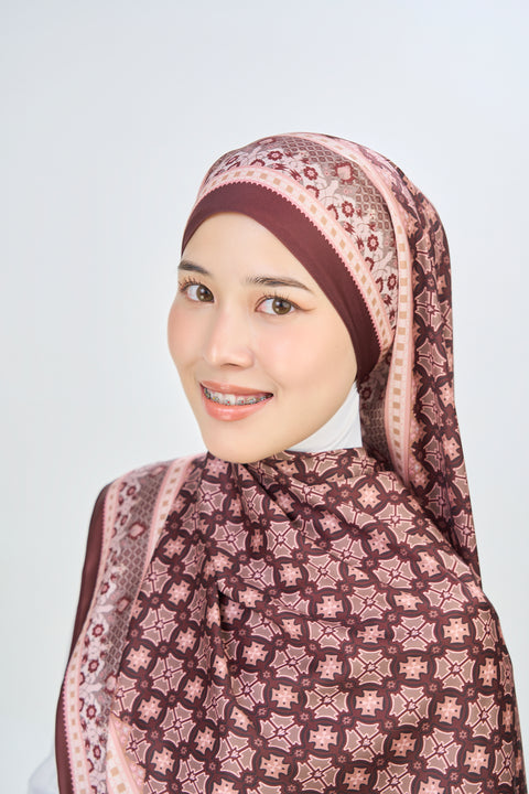 Majida Satin Hijab - Worcestershire
