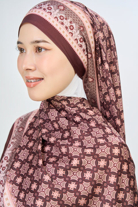 Majida Satin Hijab - Worcestershire