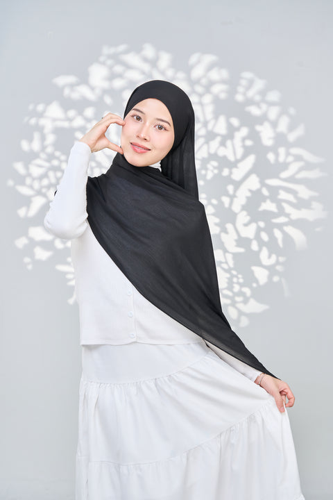 Aaliya Crinkle Hijab - Jet Black