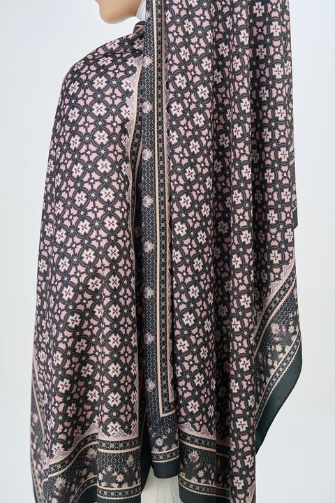 Majida Satin Hijab - Ruined Smores