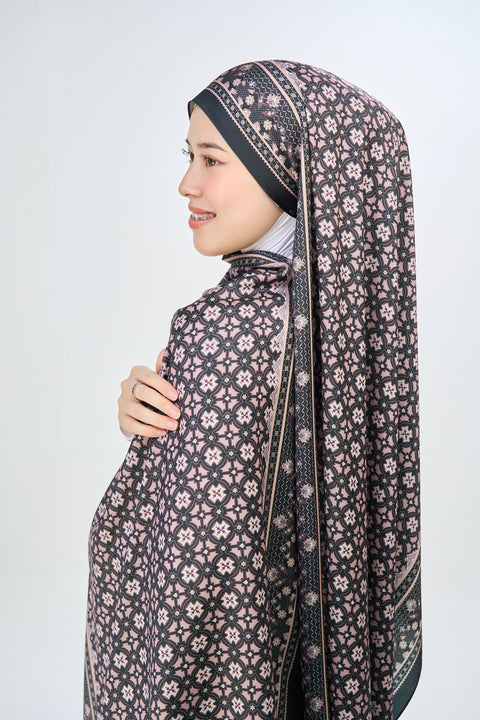 Majida Satin Hijab - Ruined Smores