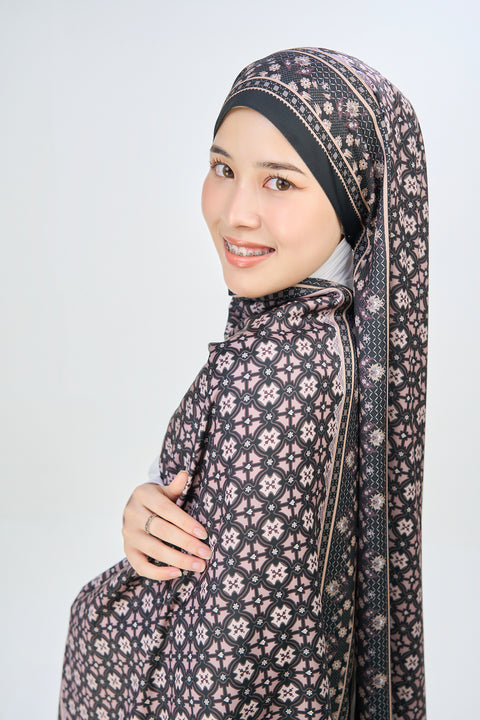 Majida Satin Hijab - Ruined Smores