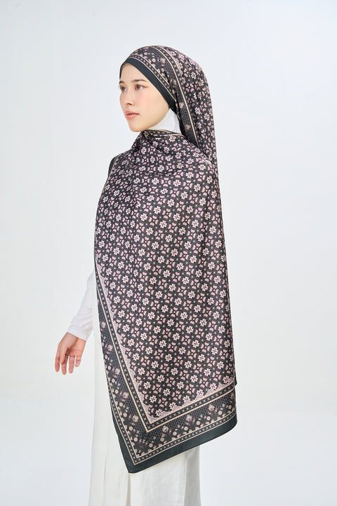 Majida Satin Hijab - Ruined Smores