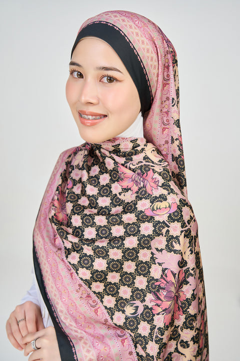 Yusraa Satin Hijab - Dark Veil