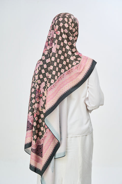 Yusraa Satin Hijab - Dark Veil