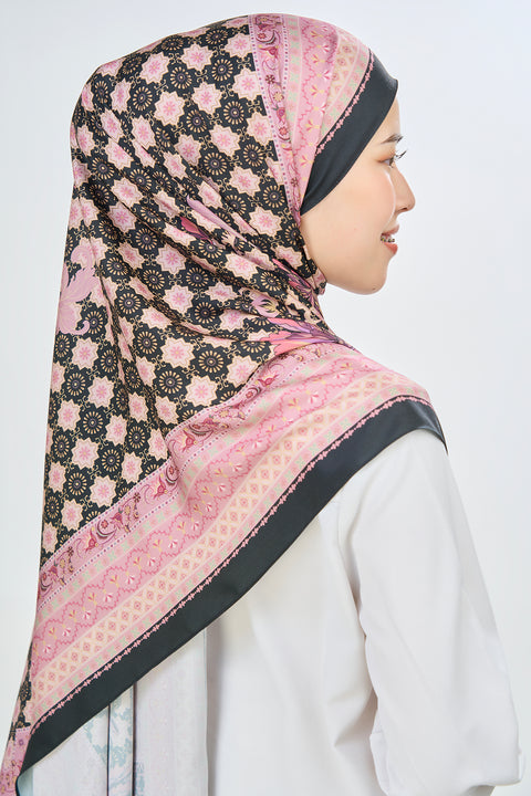 Yusraa Satin Hijab - Dark Veil