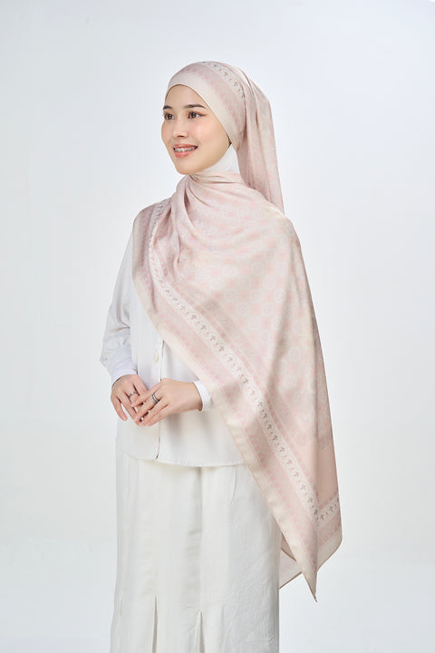 Yusraa Satin Hijab - Pale Blush