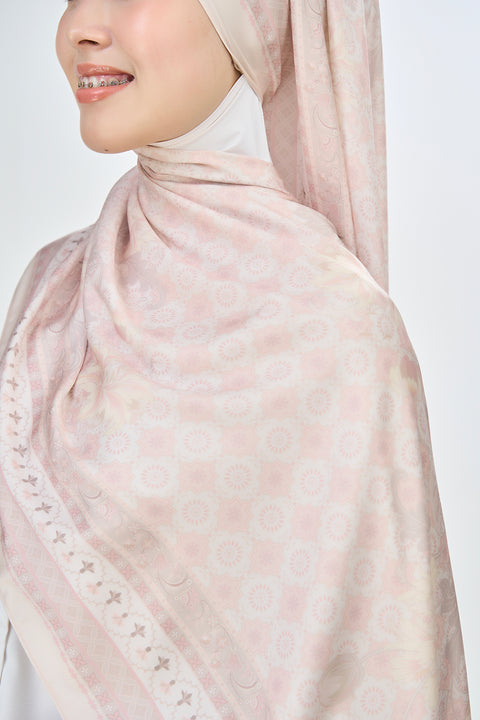 Yusraa Satin Hijab - Pale Blush