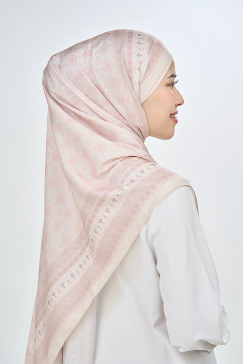 Yusraa Satin Hijab - Pale Blush