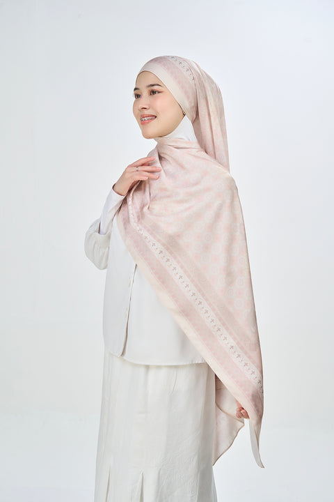 Yusraa Satin Hijab - Pale Blush