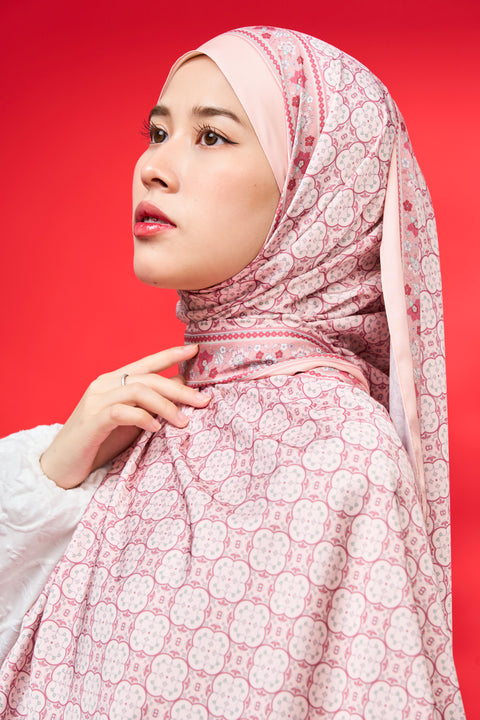 Alhambra - Sakura Tile