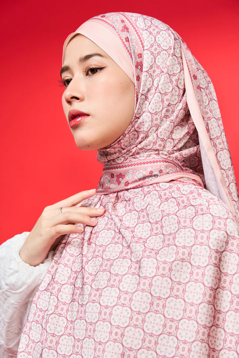 Alhambra - Sakura Tile