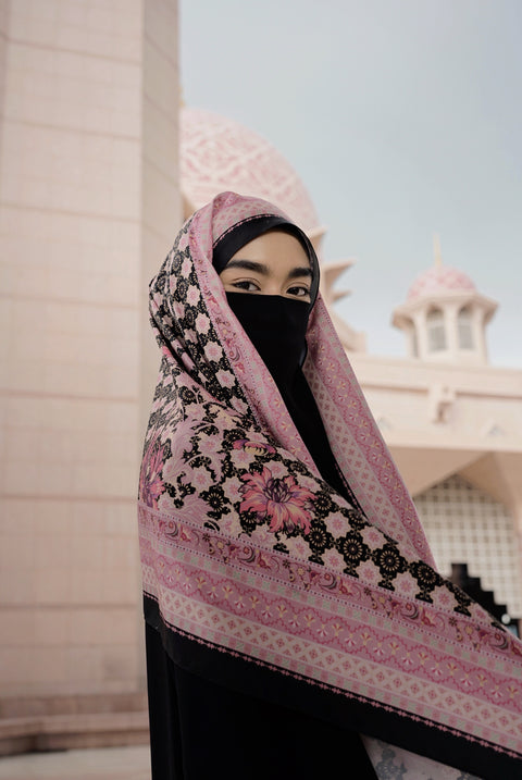 Yusraa Satin Hijab - Dark Veil