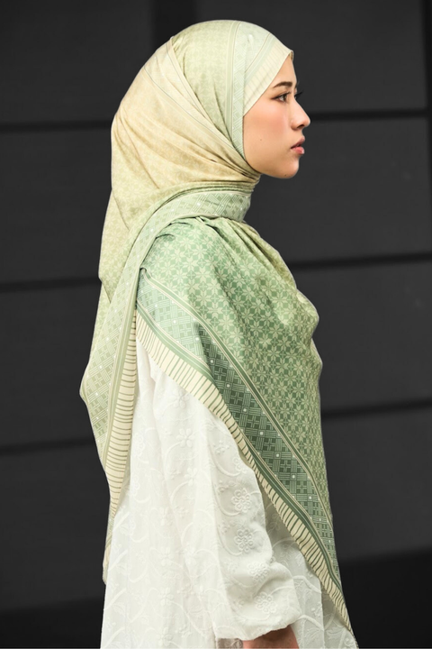 Nura - Meadow