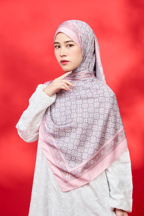 Alhambra - Rose Medina