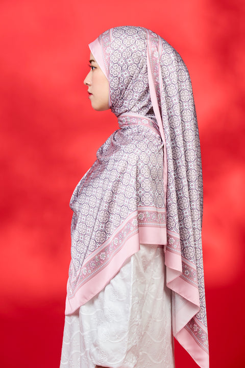 Alhambra - Rose Medina