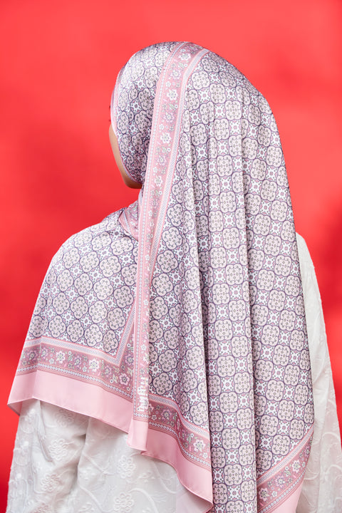 Alhambra - Rose Medina