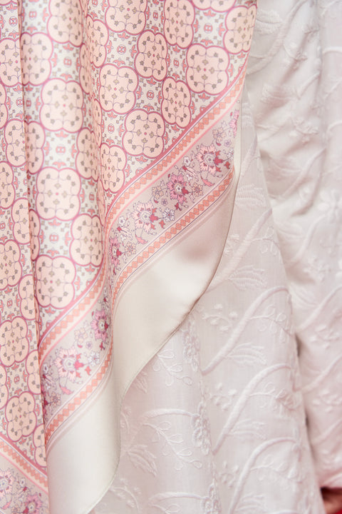 Alhambra - Olive Nuur