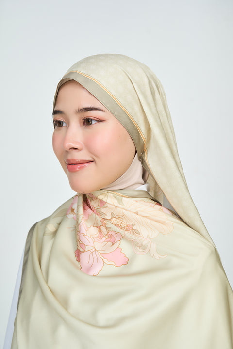 Yumna Satin Hijab - Beach Dune