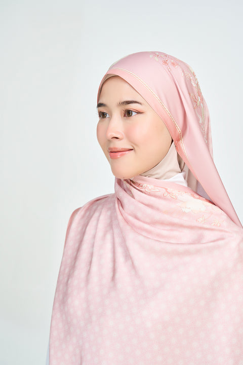 Yumna Satin Hijab - Raffia Cream