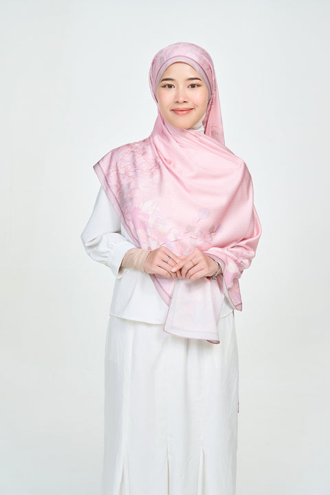 Nuhaa Satin Hijab - Pink Dust