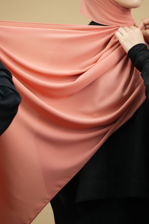 Rectangular Scarf: Ordinary in Coral