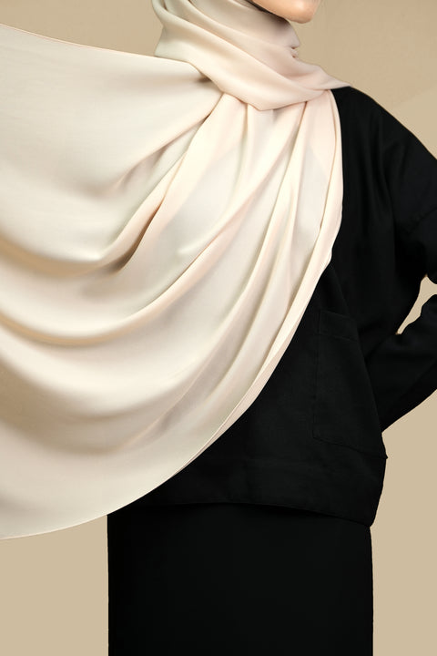 Rectangular Scarf: Ordinary in Cream